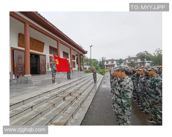宜昌星之舟足球队奋勇争先展现青春风采与团队精神 宜昌星之舟足球队奋勇争先展现青春风采与团队精神